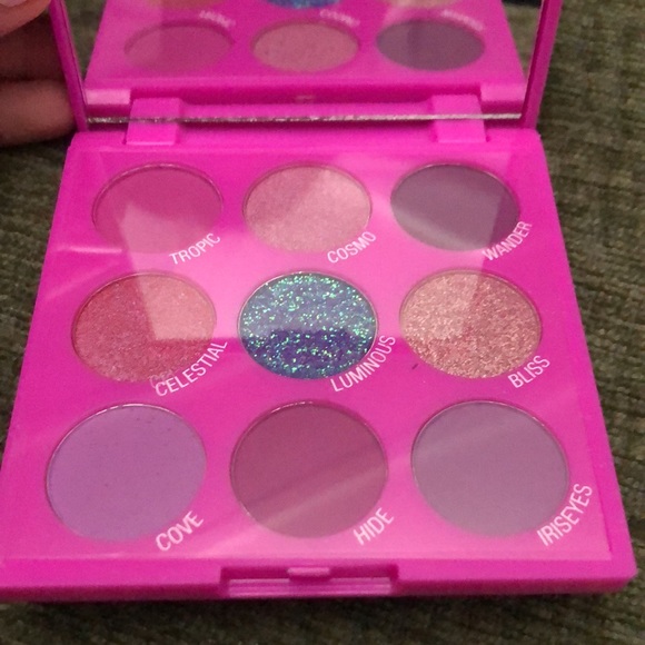 City Color Cosmetics PR Box - Picture 3 of 4